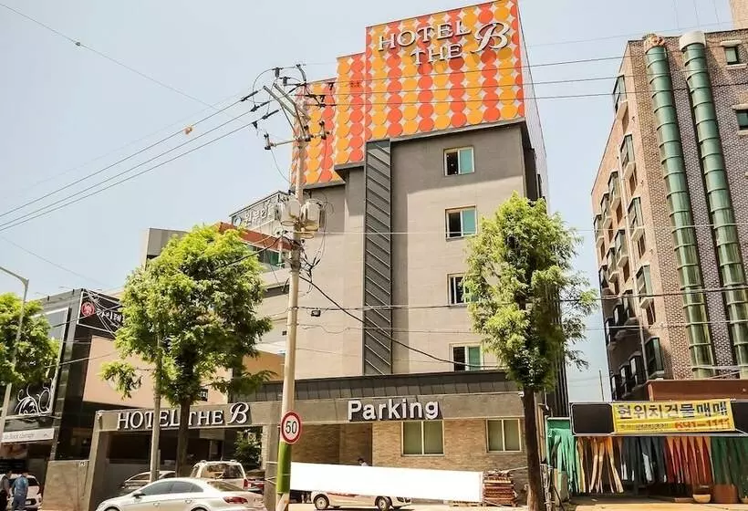 مُتل Yeosu Hotel The B