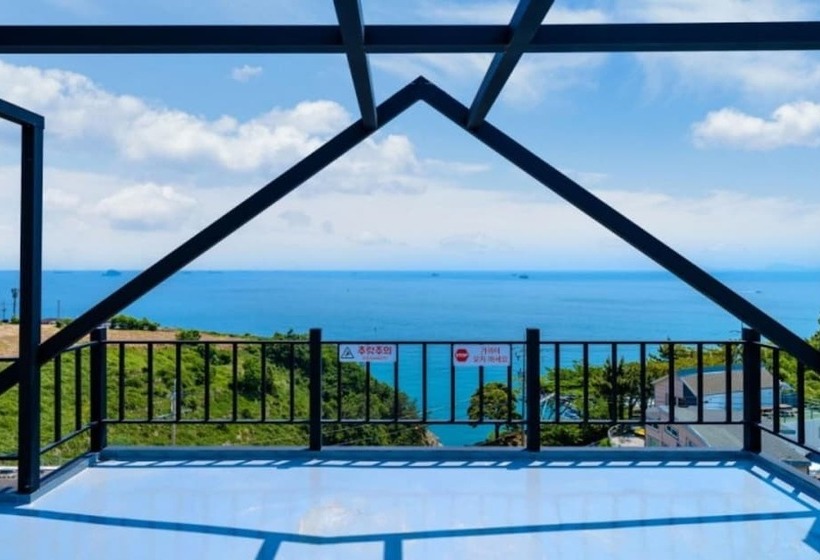 Namhae Macaron Pension