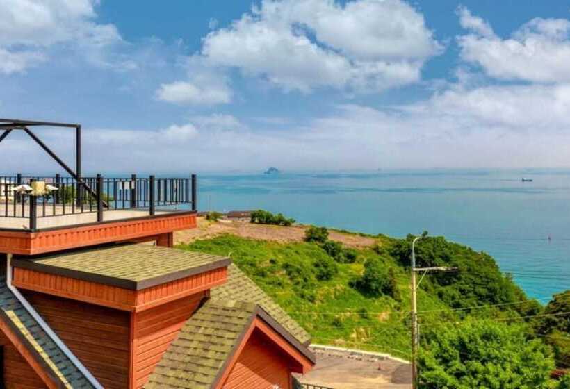 Namhae Macaron Pension