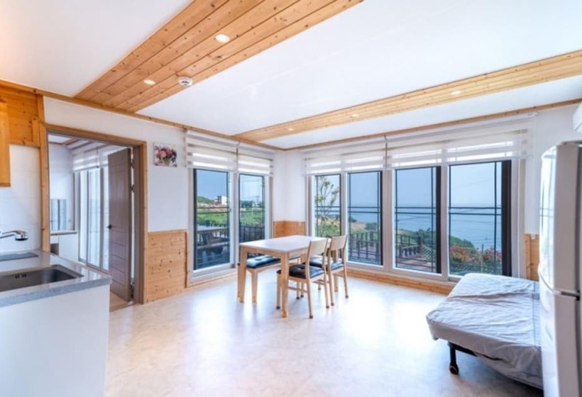 Namhae Macaron Pension