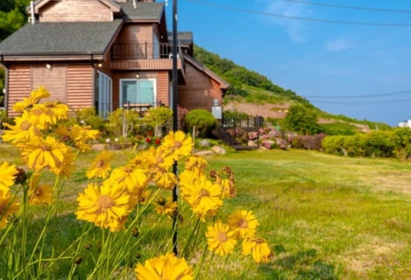 Namhae Macaron Pension