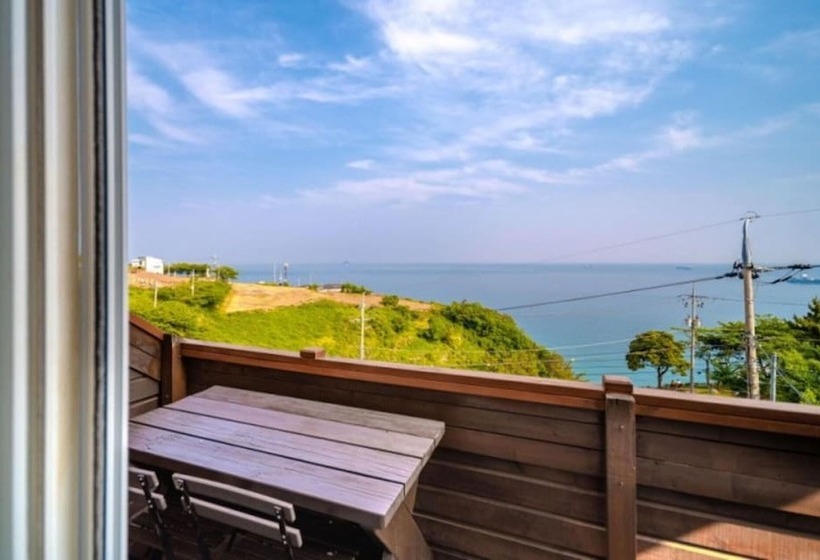 Namhae Macaron Pension