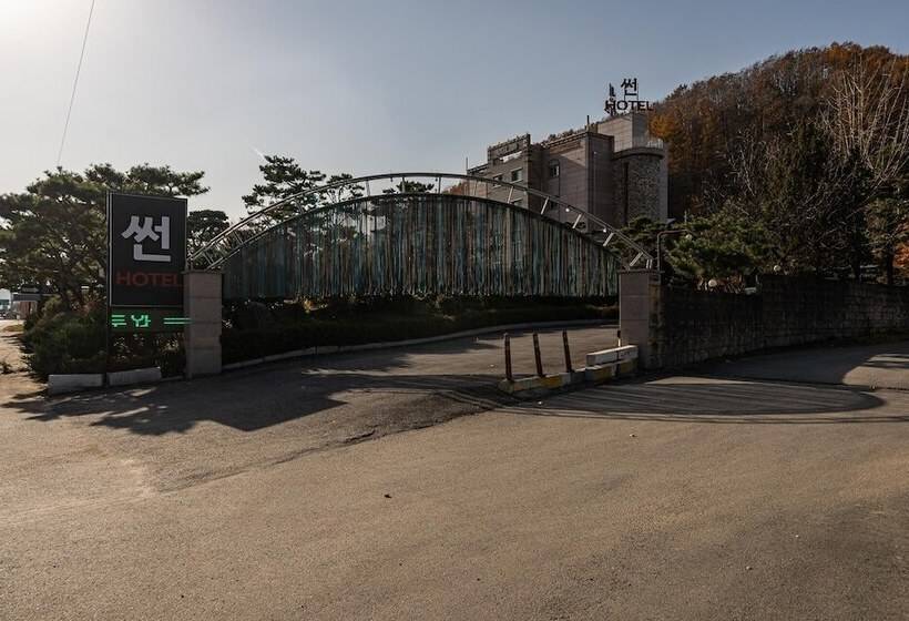 فندق على الطريق Namyangju Sun