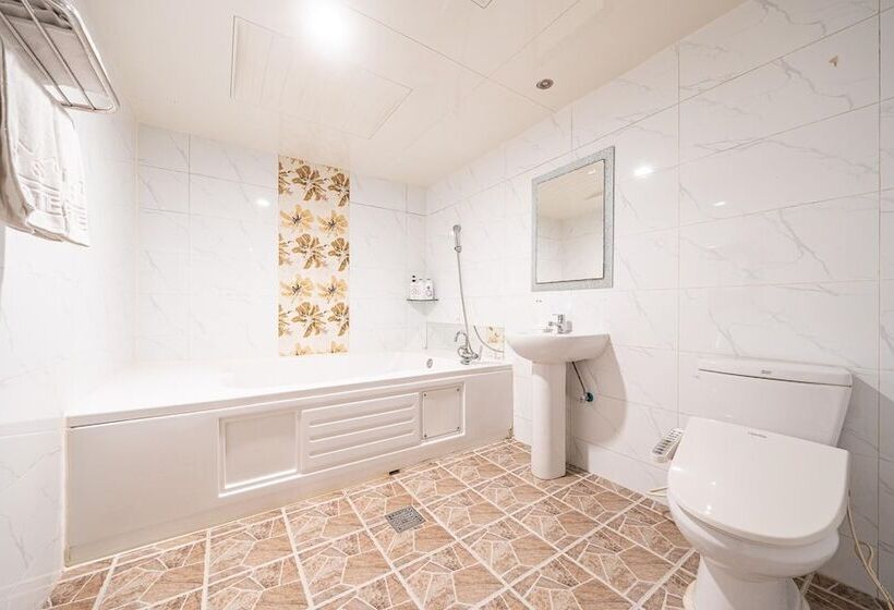 فندق على الطريق Namyangju Sun