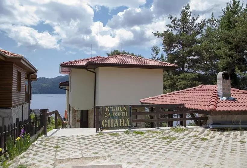 Majatalo къща за гости сиана