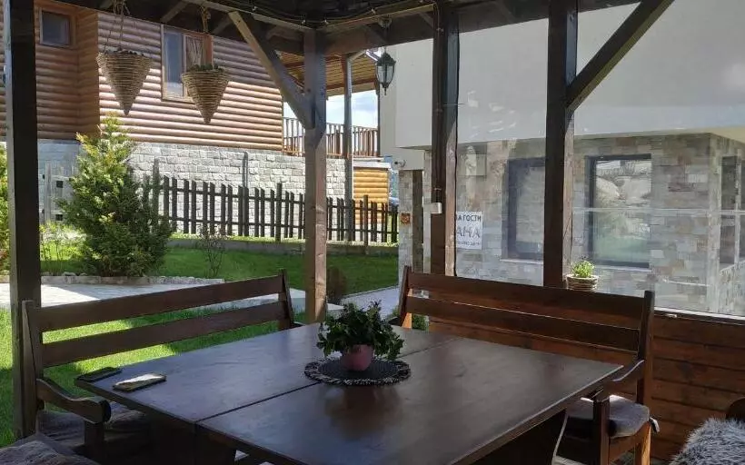 Majatalo къща за гости сиана