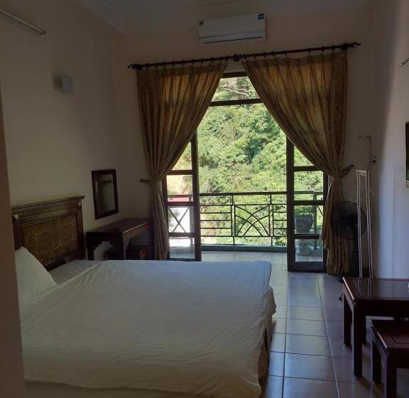 پانسیون An Phú Motel Tam đảo