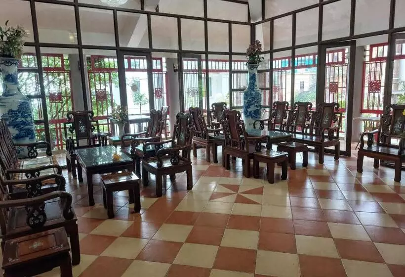پانسیون An Phú Motel Tam đảo