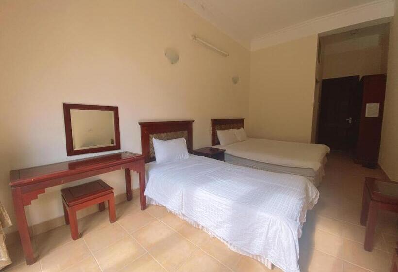پانسیون An Phú Motel Tam đảo