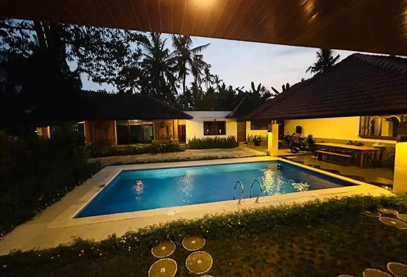 Majatalo Batuan Village