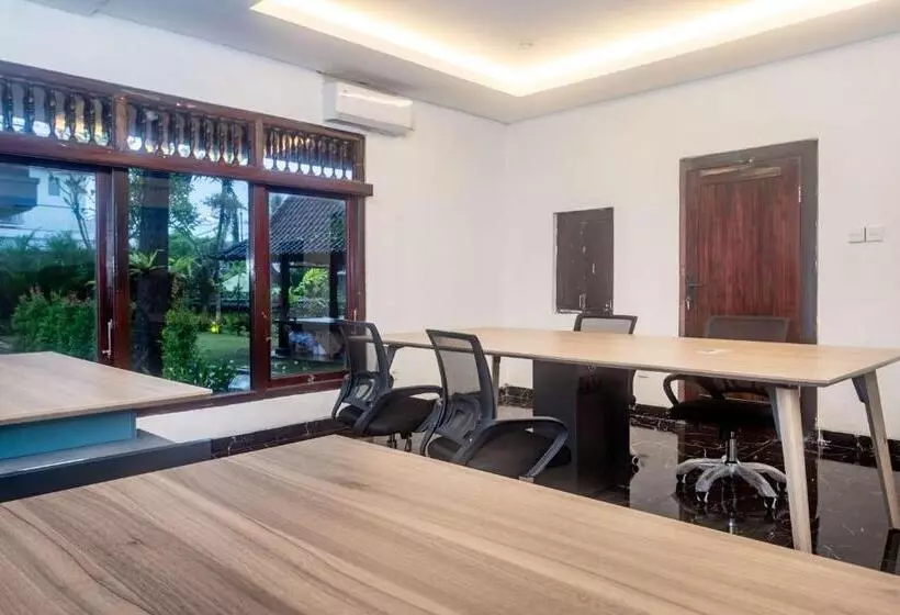 Majatalo Batuan Village