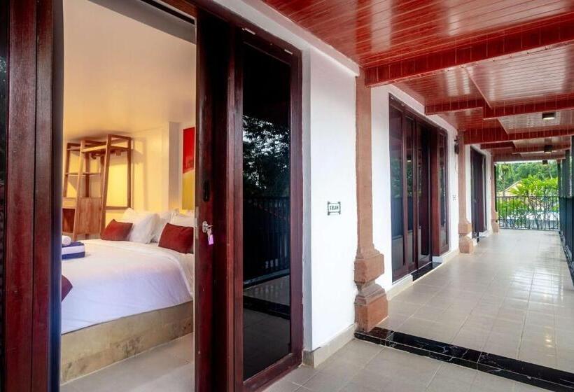 펜션 Batuan Village