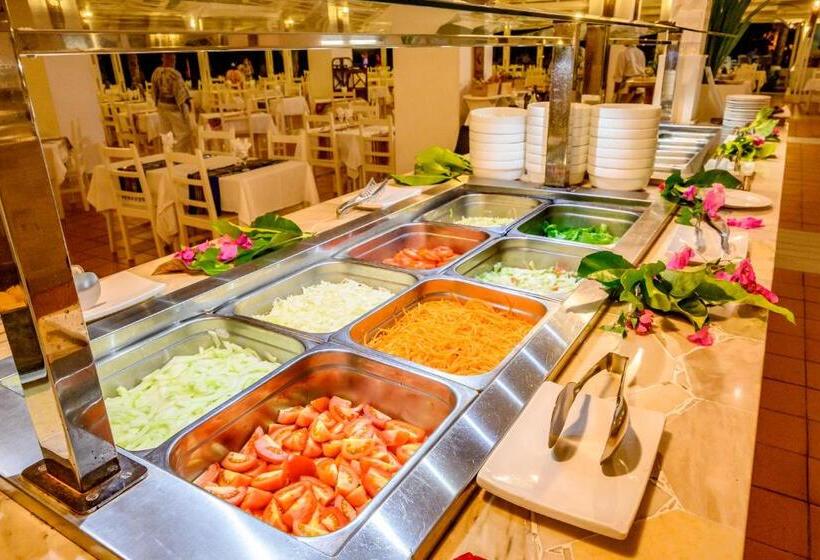 Andilana Beach Resort