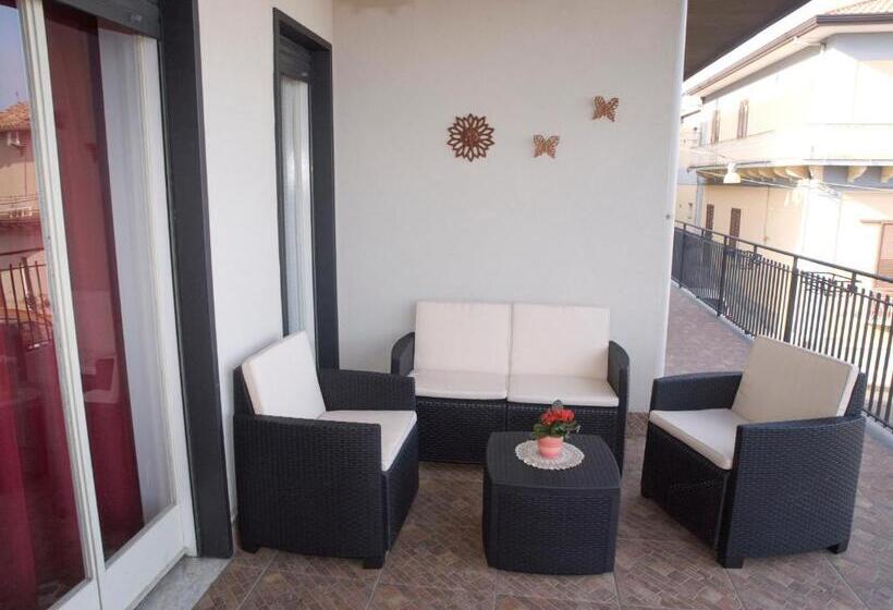 تختخواب و صبحانه Bouganville House