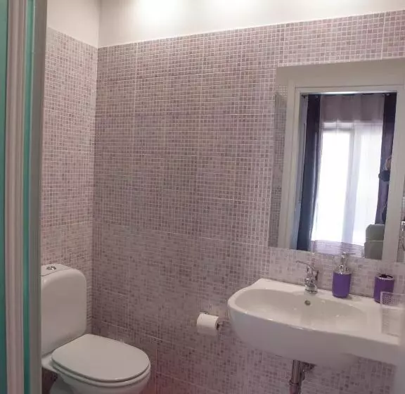 Aamiaismajoitus (B&B) Bouganville House