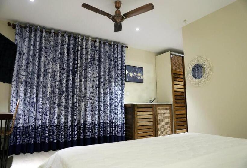 Hotell Aleri S Garden