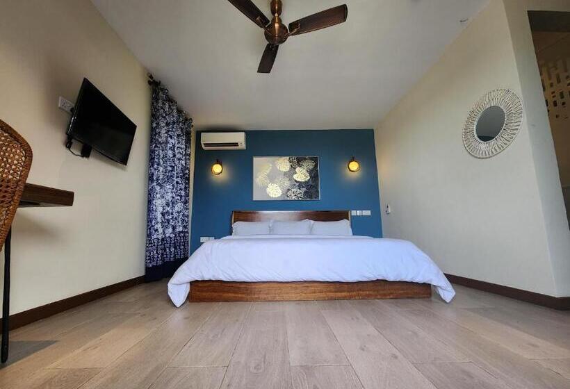 Hotell Aleri S Garden