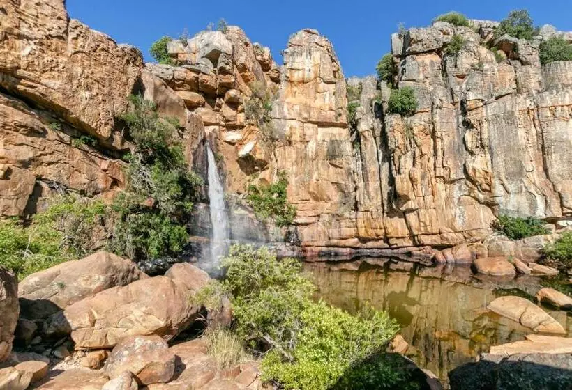 ホテル Waterfall Farm Self Catering Cottages Citrusdal