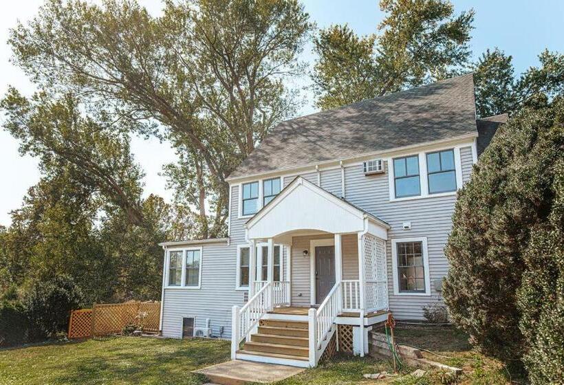 汽车旅馆  Camp Tidbit