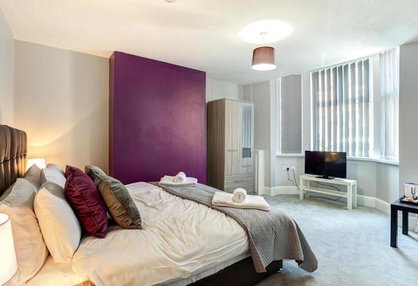 Пансион Clen Holme House