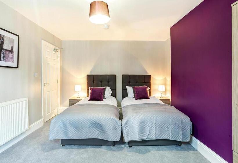 Пансион Clen Holme House