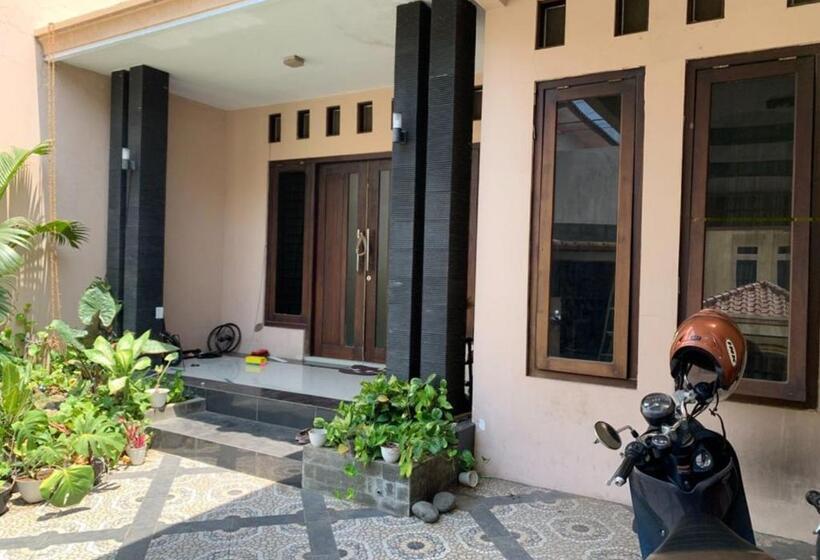 Pensionat Felix Guest House