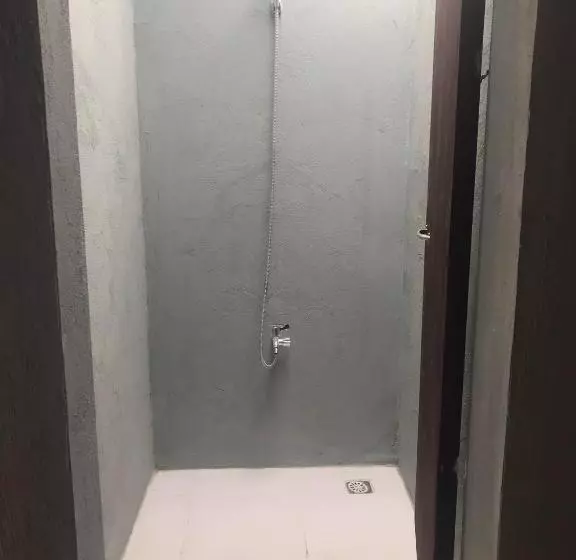 پانسیون Urban Homes Property