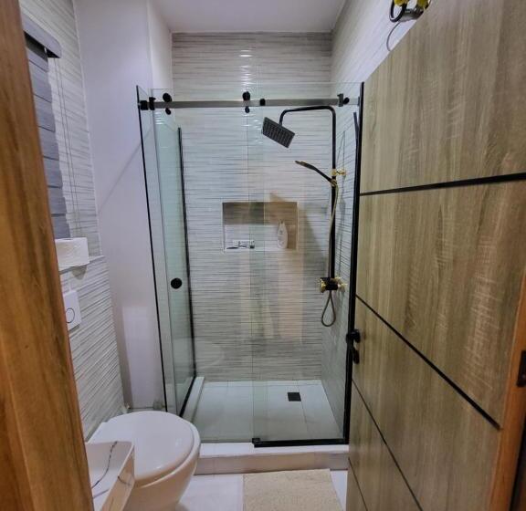 پانسیون Ikoyi/banana Studio Room