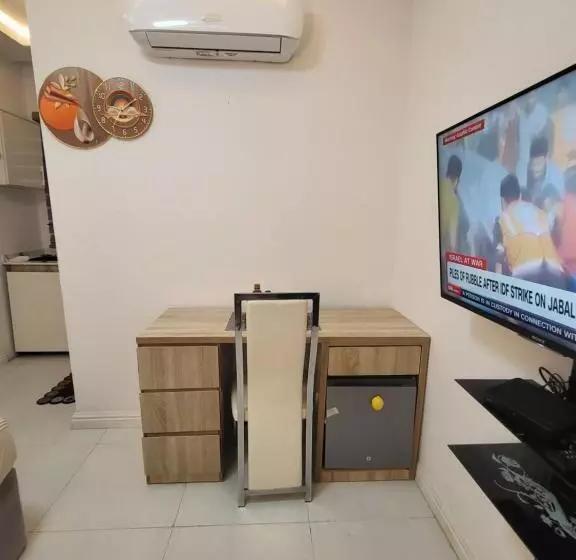 پانسیون Ikoyi/banana Studio Room