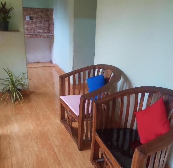 Pensjonat Oshee Home