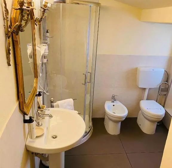 Majatalo Palazzo Lari Luxury Accommodation