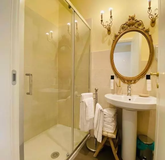 Majatalo Palazzo Lari Luxury Accommodation