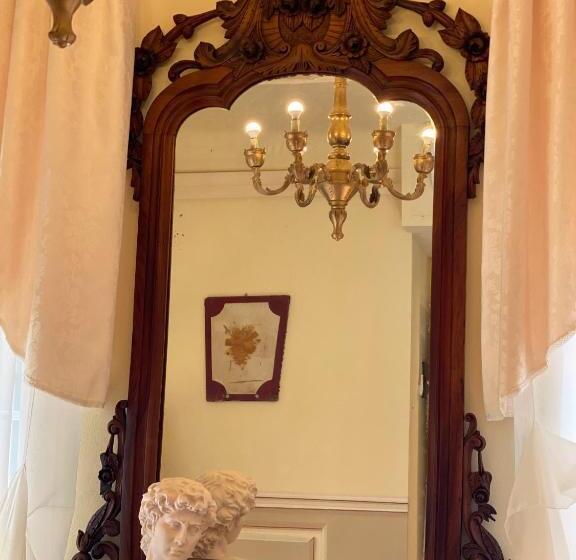 膳宿费 Palazzo Lari Luxury Accommodation