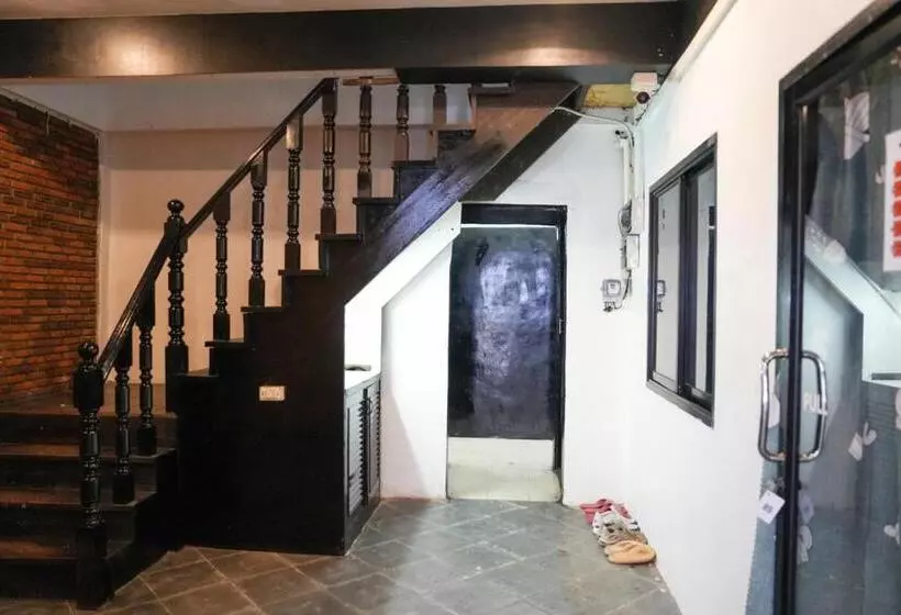 Prime78 Hostel
