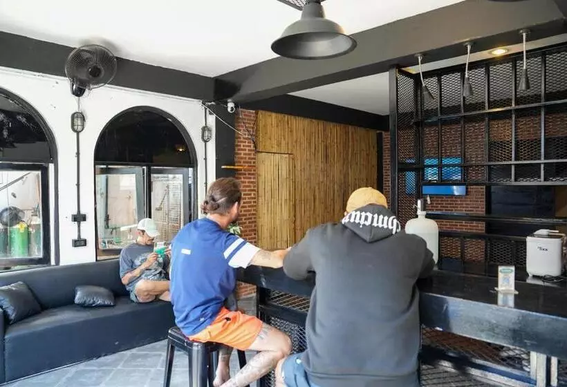 Prime78 Hostel