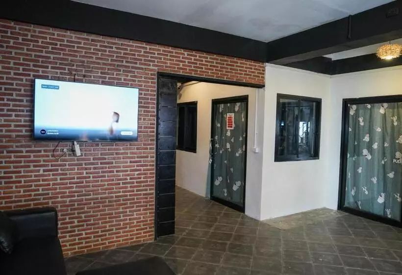 Prime78 Hostel