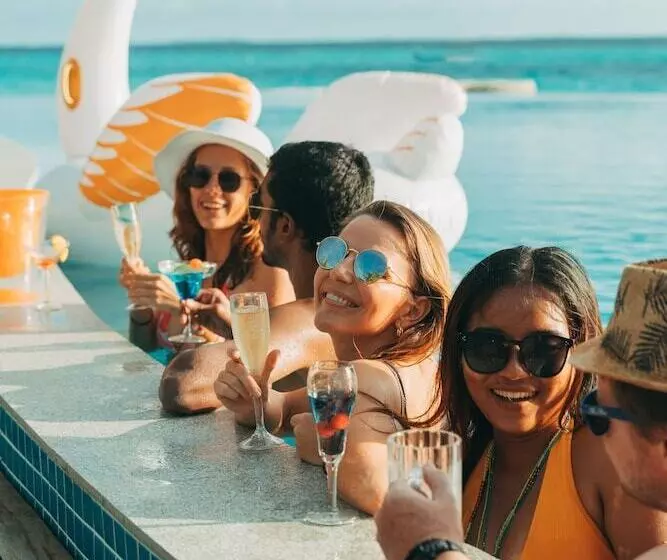 استراحتگاه Nova Maldives