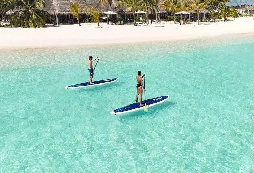 استراحتگاه Nova Maldives