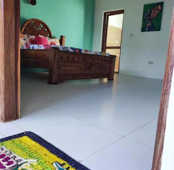 Secret Place Hotel By Hello Tanzania Tours& Safaris