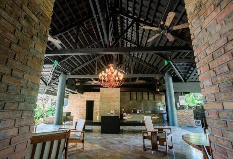 The Henry Resort Dumaguete