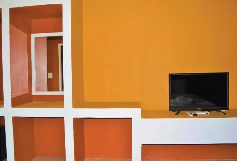 World Cat Beach & Resort เวิลด์แคท บีช แอนด์ รีสอร์ท