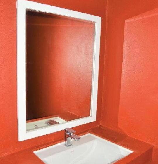 World Cat Beach & Resort เวิลด์แคท บีช แอนด์ รีสอร์ท