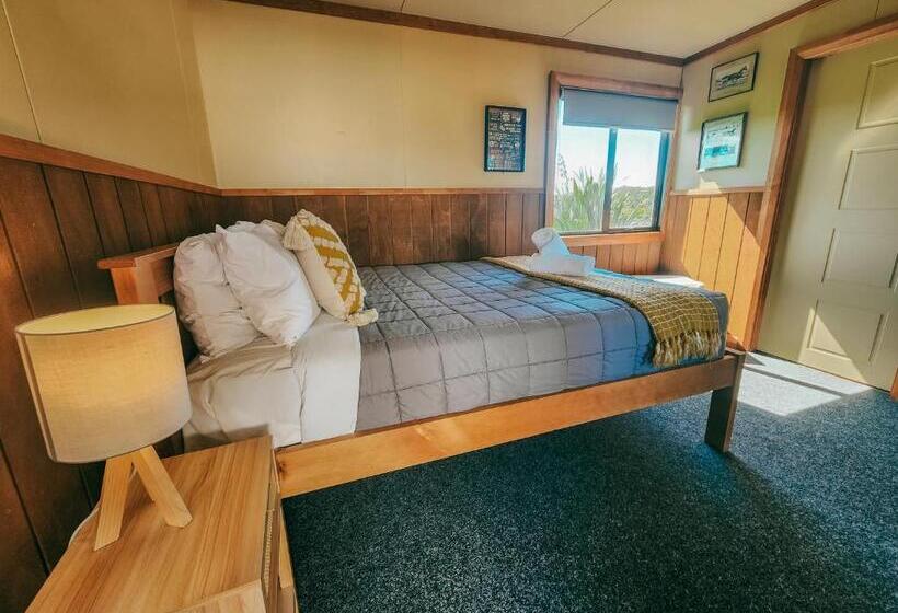 فندق صغير Lake Mahinapua