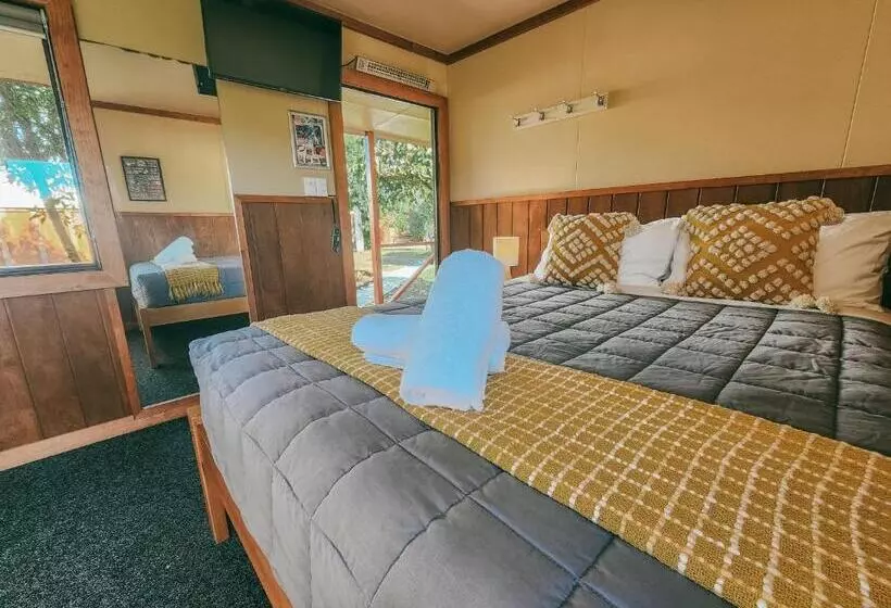 Retkeilymaja Lake Mahinapua