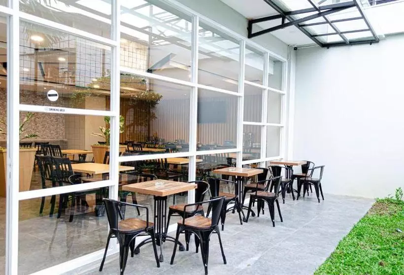 Arcadia Hotel Manado