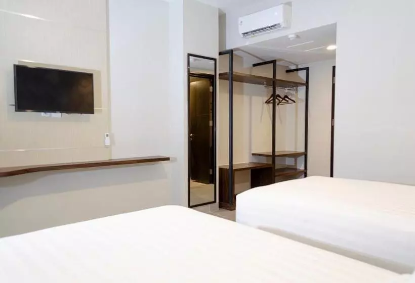Arcadia Hotel Manado