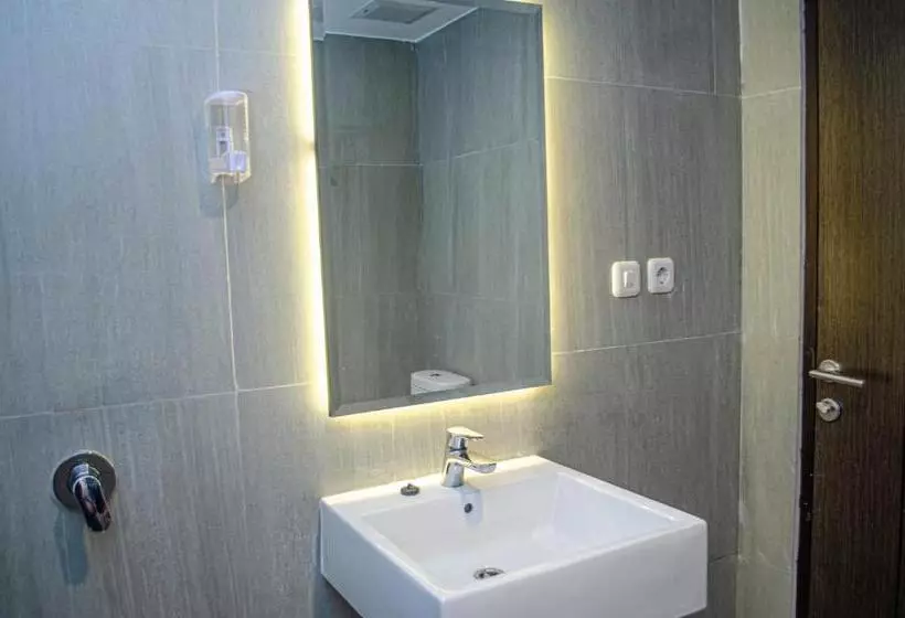 Arcadia Hotel Manado