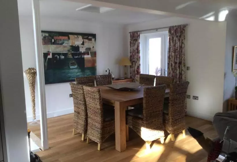 Aamiaismajoitus (B&B) An Mordros 15 Polkirt Heights