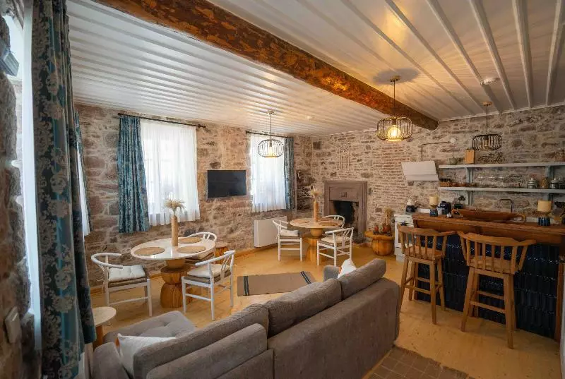 ベッドアンドブレックファースト Cundaliş Otel