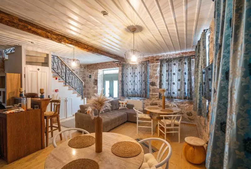 ベッドアンドブレックファースト Cundaliş Otel